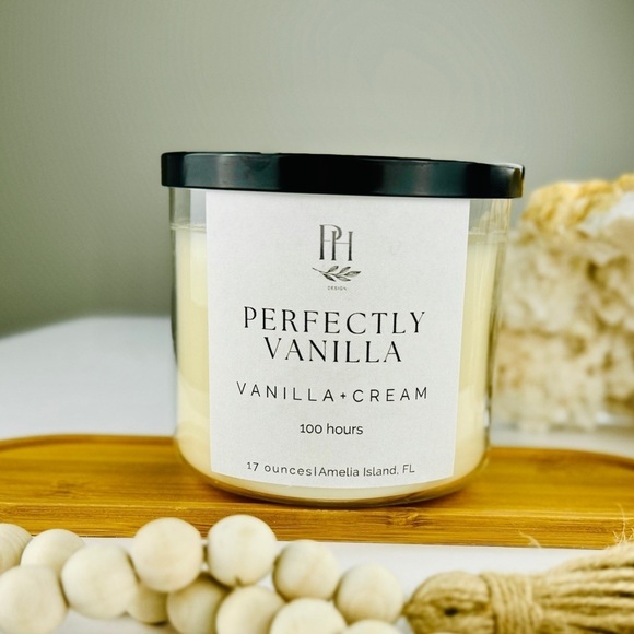 Perfectly Vanilla 9oz Candle‎ with notes of Buttercream,Vanilla & Bourbon - Picture 2 of 6